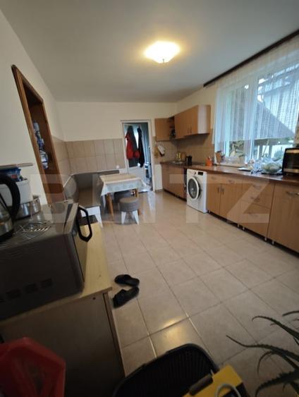 Casă individuală cu 5 camere cu Garaj în Zărnești