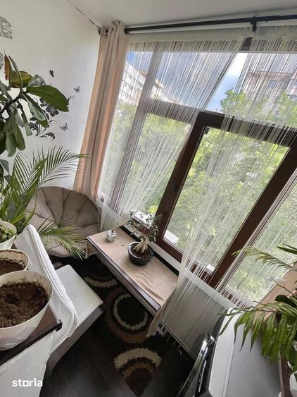 Apartament cu 3 camere semidecomandat în Drumul Taberei