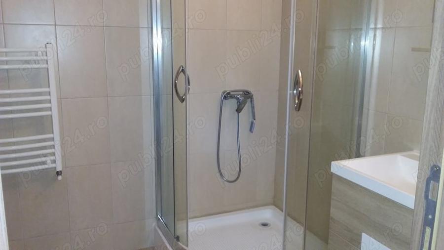 Apartament cu 3 camere decomandat în Fundeni