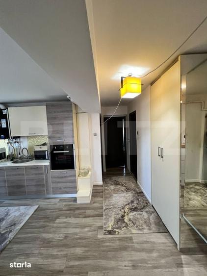 Apartament cu 3 camere decomandat în Rovine