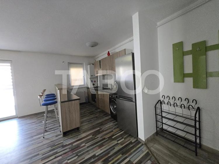 Apartament 2 camere de inchiriat decomandat 48 mp zona Lupeni Sibiu - 1