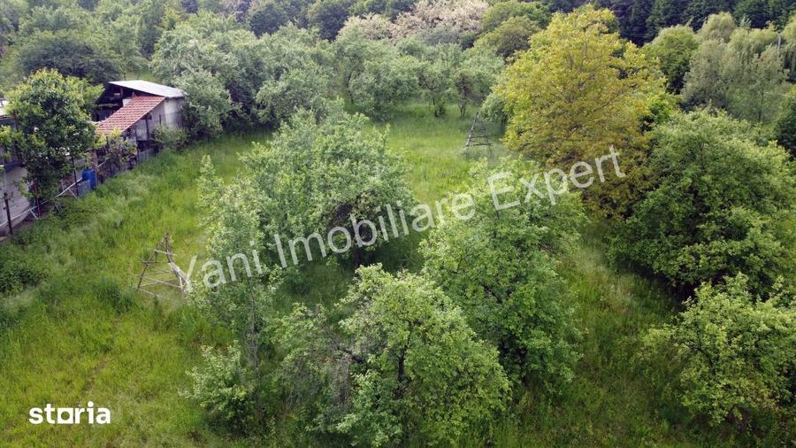Teren de 2611 mp, în Curtea de Argeș