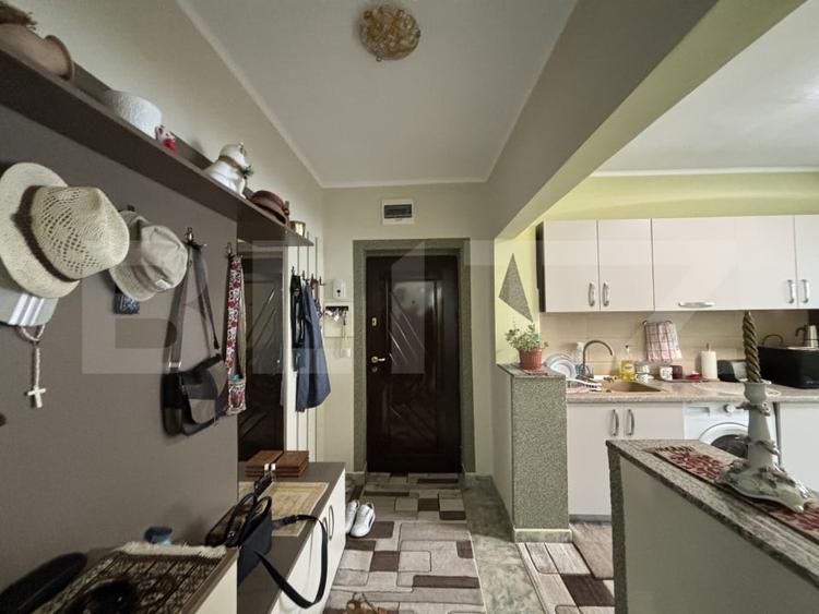 Apartament cu 2 camere decomandat, mobilat în Semicentral