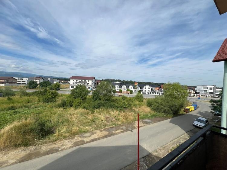 Apartament cu 3 camere decomandat, mobilat în Exterior Sud