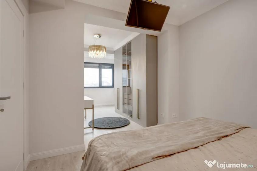 Apartament cu 2 camere semidecomandat, mobilat în Sud