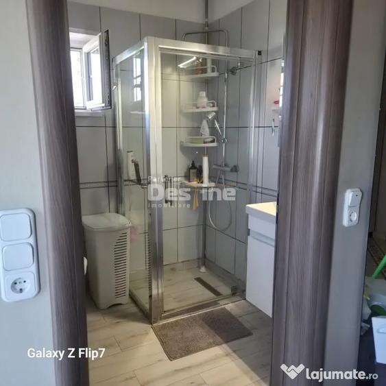 Casă cu 4 camere cu Teren 570 Mp în Central