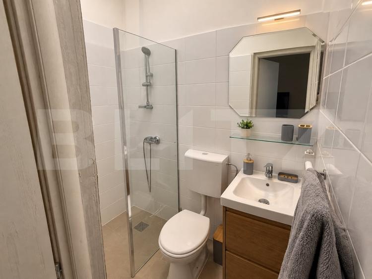 Apartament cu 2 camere decomandat, mobilat în Sinaia
