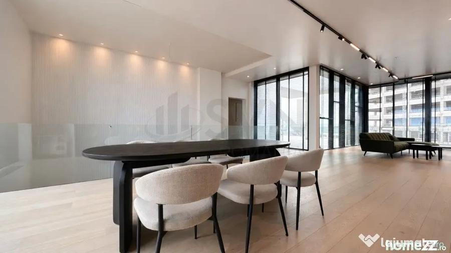 Apartament cu 5 camere decomandat în Timpuri Noi