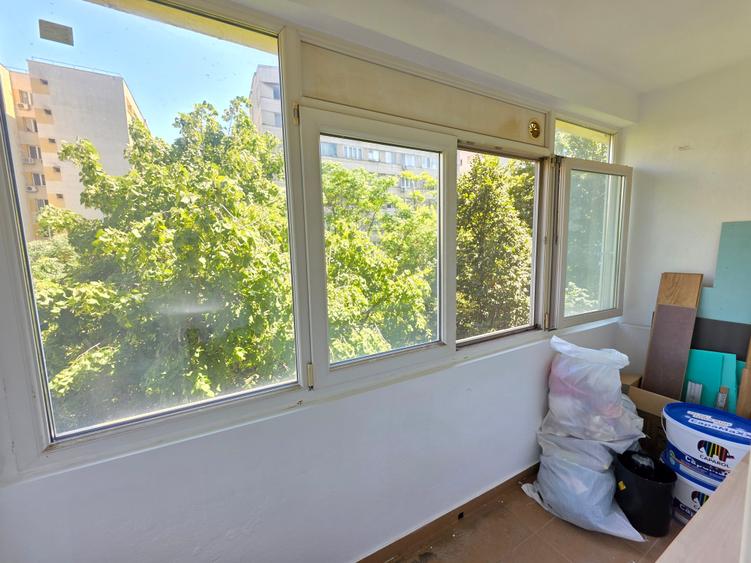 Apartament cu 2 camere decomandat în Colentina