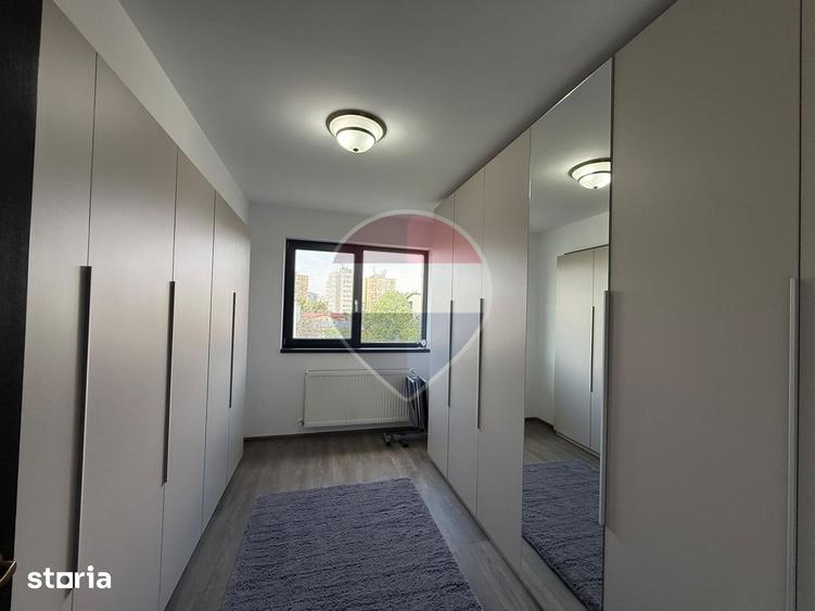 Apartament cu 4 camere în Titan