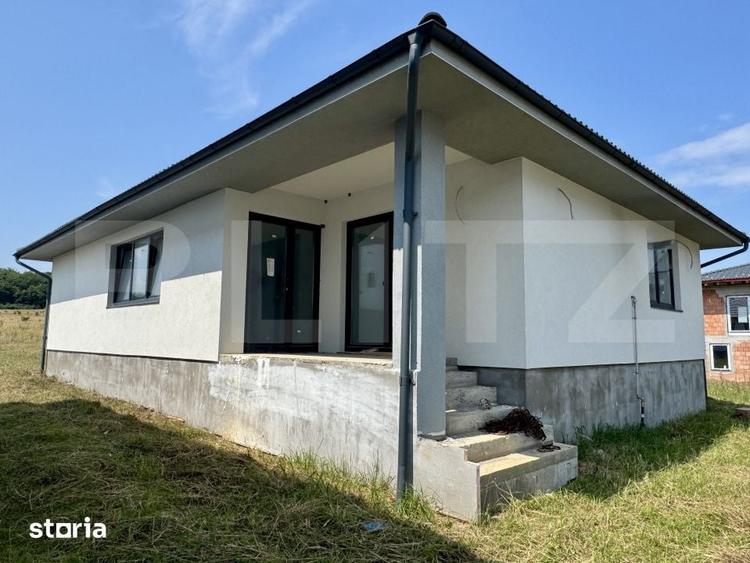 Casă cu 4 camere cu Teren 528 Mp în Corunca