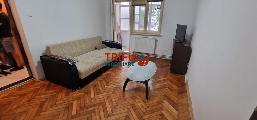 Apartament cu 2 camere semidecomandat, mobilat în Cetate