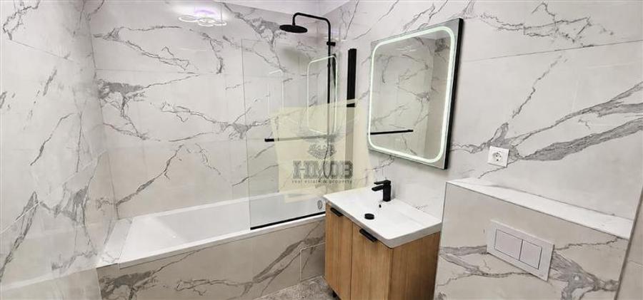 Apartament cu 2 camere decomandat în Exterior Sud