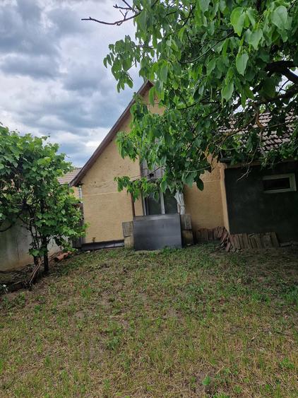 Casă cu 4 camere cu Teren 365 Mp în Central