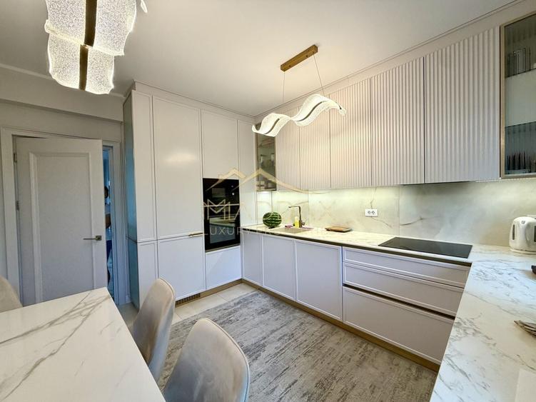 Duplex cu 5 camere cu Canalizare în Central