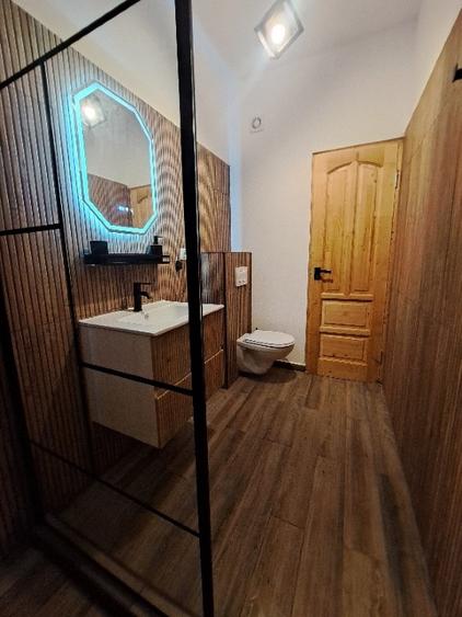 Garsonieră decomandată în Decebal