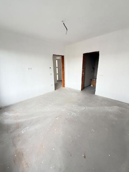 Casă cu 3 camere în Cheriu