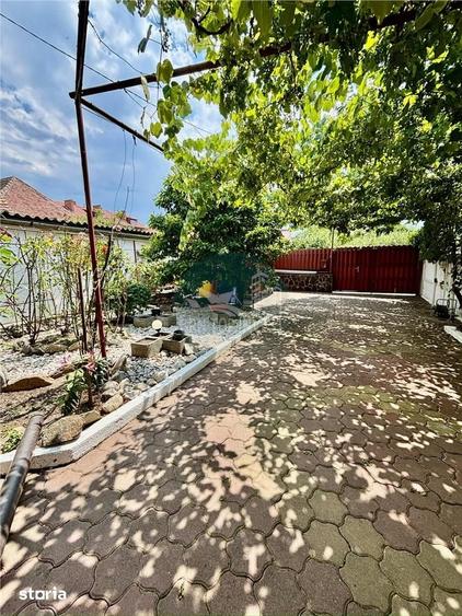 Casă cu 5 camere cu Teren 300 Mp în Calea Dumbrăvii