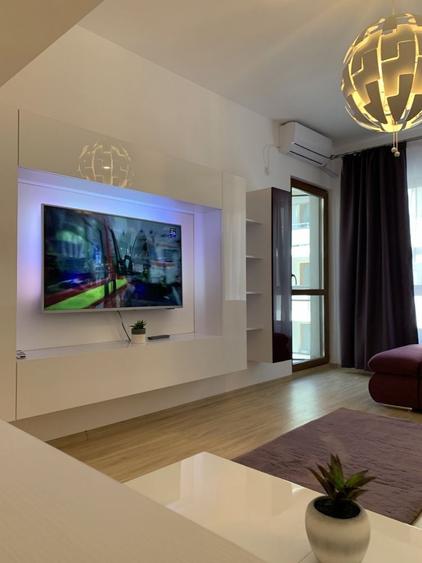Apartament cu 2 camere semidecomandat în Runcu