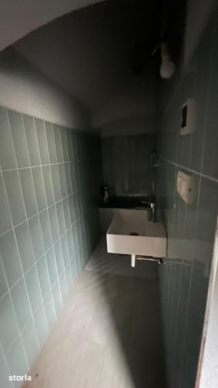 Apartament cu 5 camere în Central