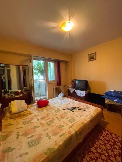 Apartament cu 2 camere decomandat în Tineretului