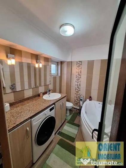 Tomis 3, de inchiriat 3 camere, mobilat, gaze, parcare - 1