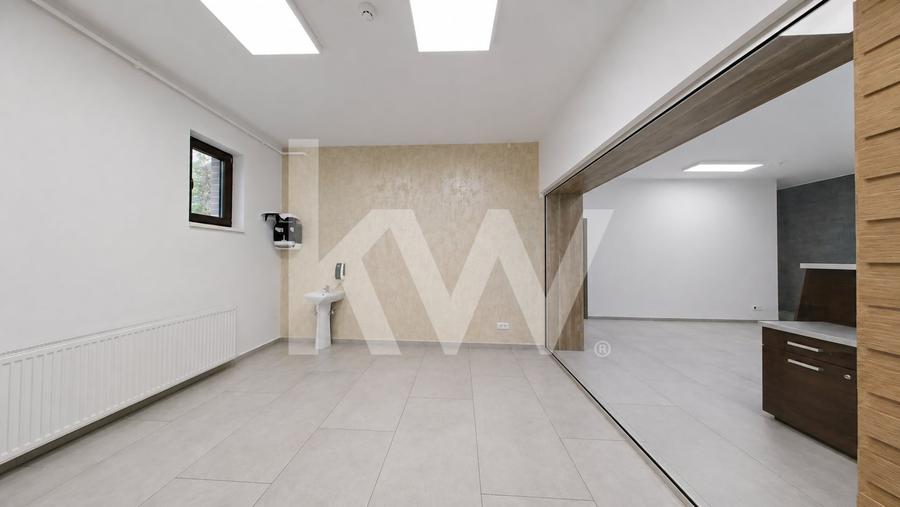 Spațiu comercial, de 229 mp, în Central