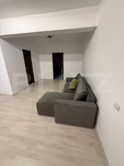 Apartament cu 2 camere semidecomandat, mobilat în Brestei