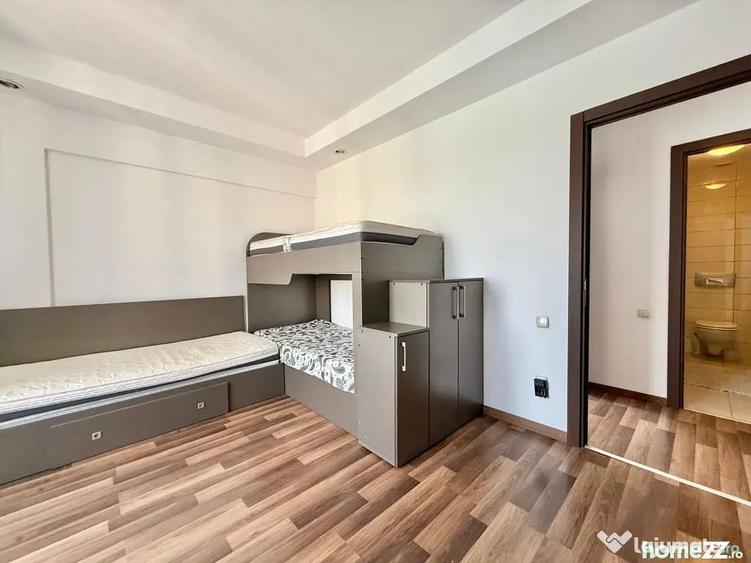 Apartament cu 3 camere semidecomandat în Ștefăneștii de Jos