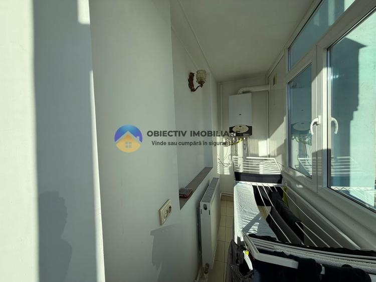 Apartament cu 2 camere decomandat, mobilat în Central