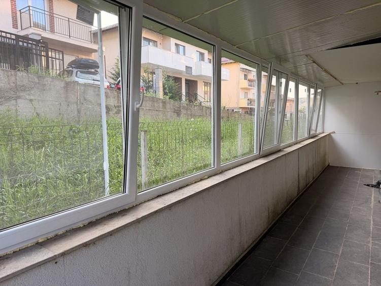 Apartament cu 2 camere decomandat în Florești