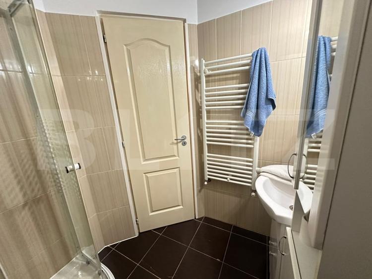 Apartament cu 2 camere semidecomandat, mobilat în Gojdu