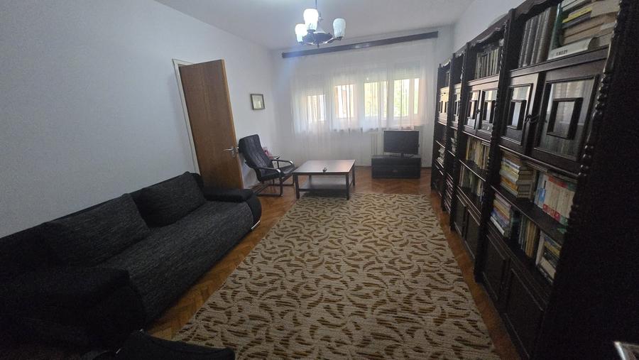 Apartament cu 2 camere semidecomandat în Drumul Taberei