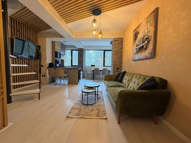 Casă cu 4 camere în Central