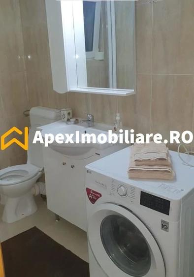 Apartament cu 2 camere decomandat în Gara de Nord