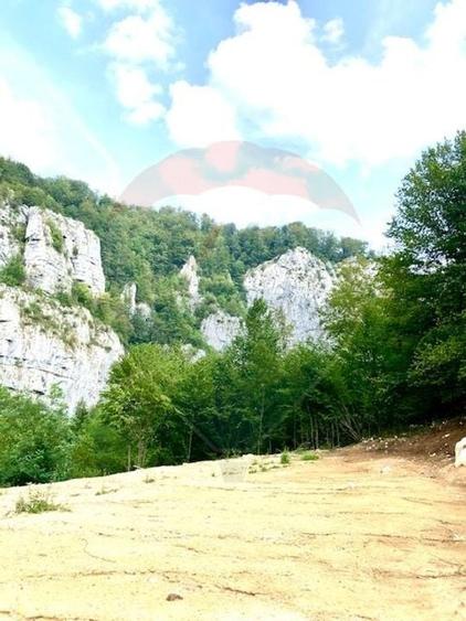 Teren Construcții de 1127 mp, în Remeți