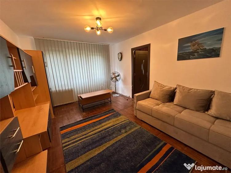 Apartament cu 2 camere semidecomandat în Central