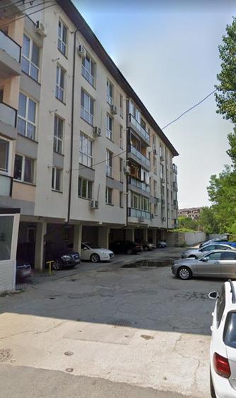 Apartament cu 2 camere decomandat în Metalurgiei