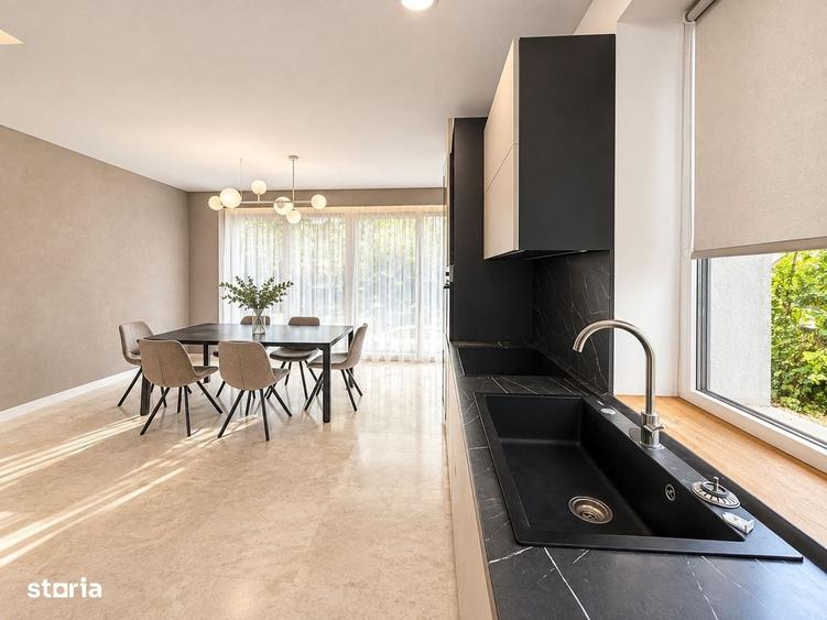 Casă cu 4 camere cu Teren 330 Mp în Bucium
