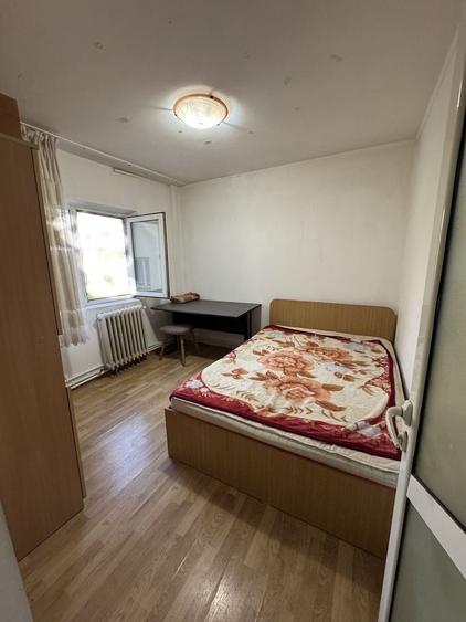 Apartament cu 3 camere decomandat, mobilat în Păcurari
