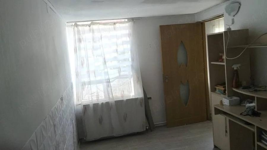 Casă cu 2 camere cu Teren 410 Mp în Central