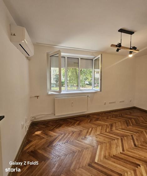 Apartament 2 camere, Pia?a 1 Decembrie, Ideal pentru birou sau cabinet - 12