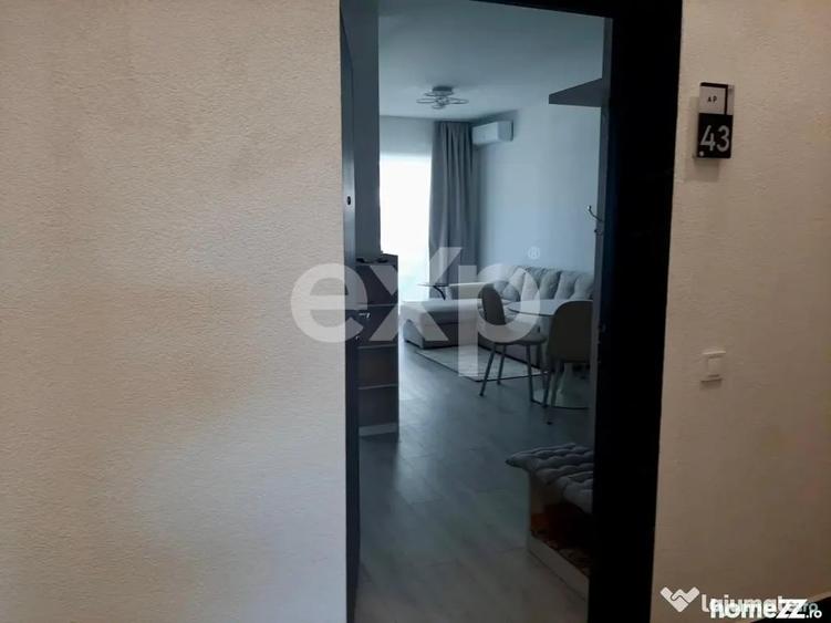 Apartament cu 2 camere decomandat, mobilat în Central
