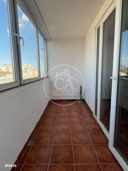 Apartament cu 3 camere decomandat în Dacia