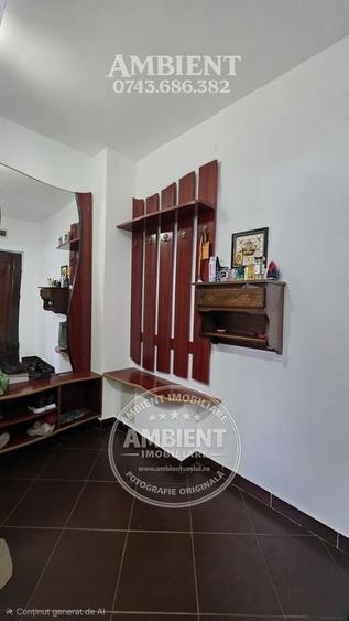 Apartament cu 3 camere decomandat, mobilat în Central