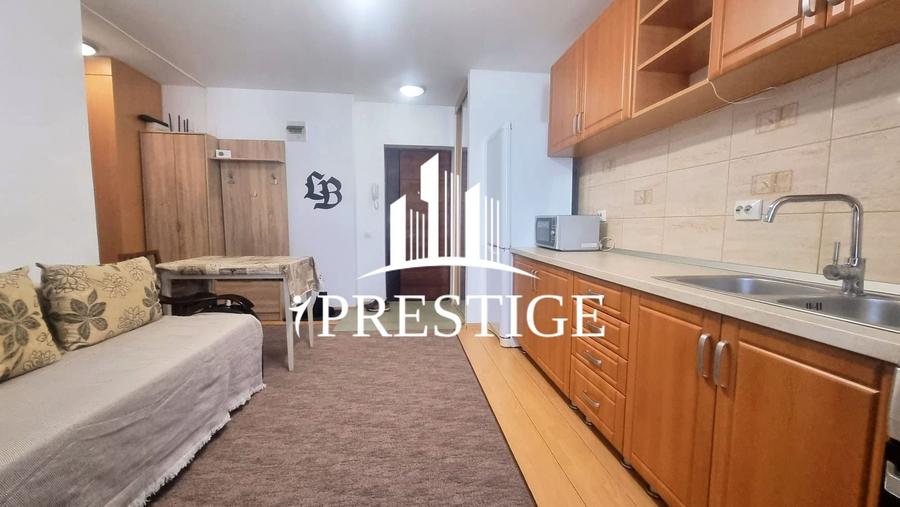 Apartament cu 2 camere semidecomandat, mobilat în Mihai Viteazul