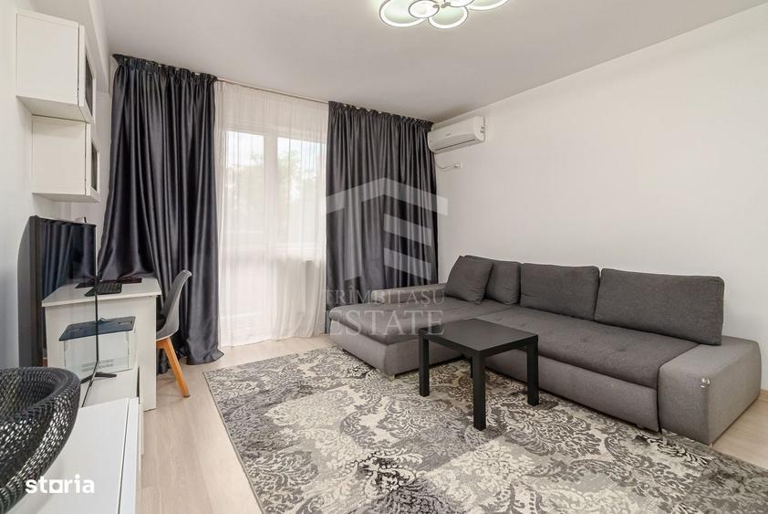 Apartament cu 3 camere decomandat în Titan