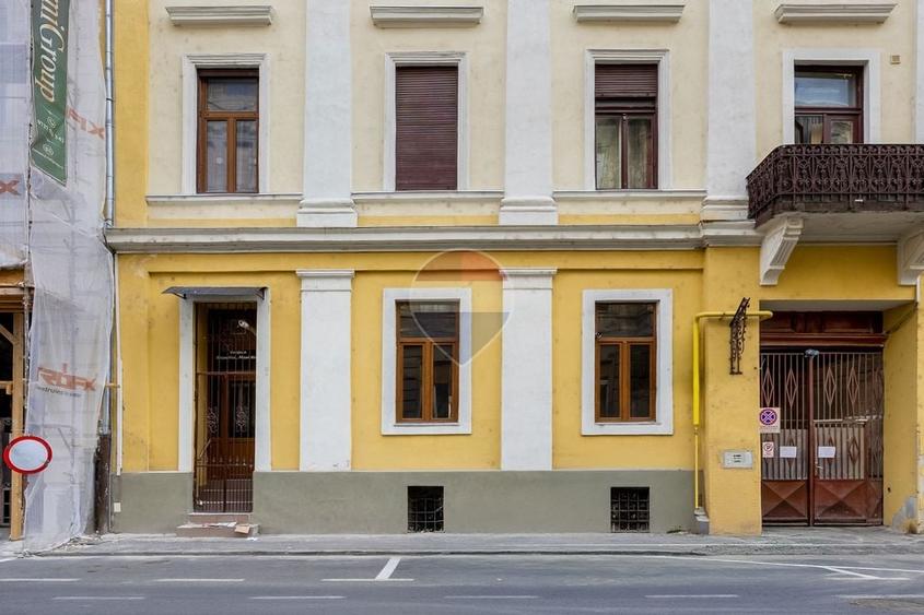 Spațiu comercial, de 76 mp, în Central