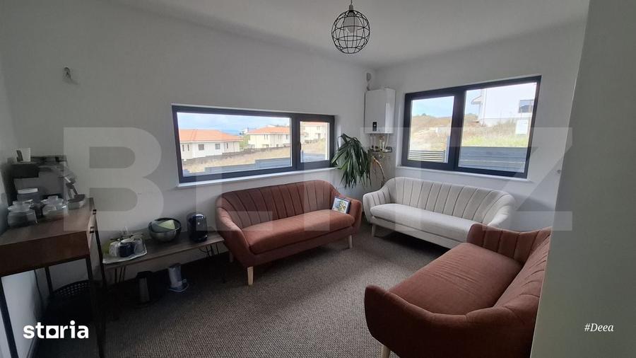 Casă cu 4 camere cu Teren 330 Mp în Central