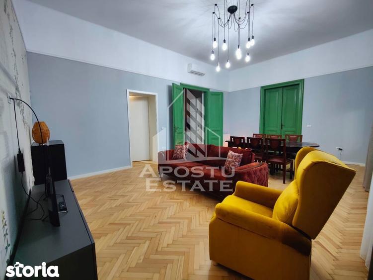 Apartament cu 3 camere, mobilat în Central